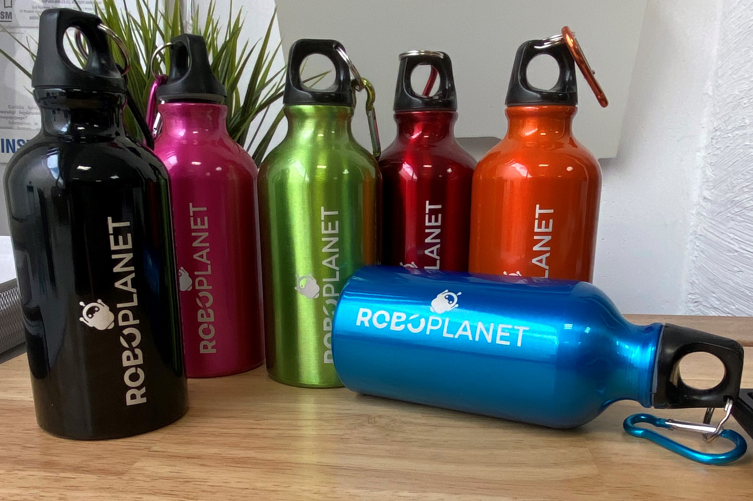 Rodzaje kubków reklamowych. Na co zwrócić uwagę?