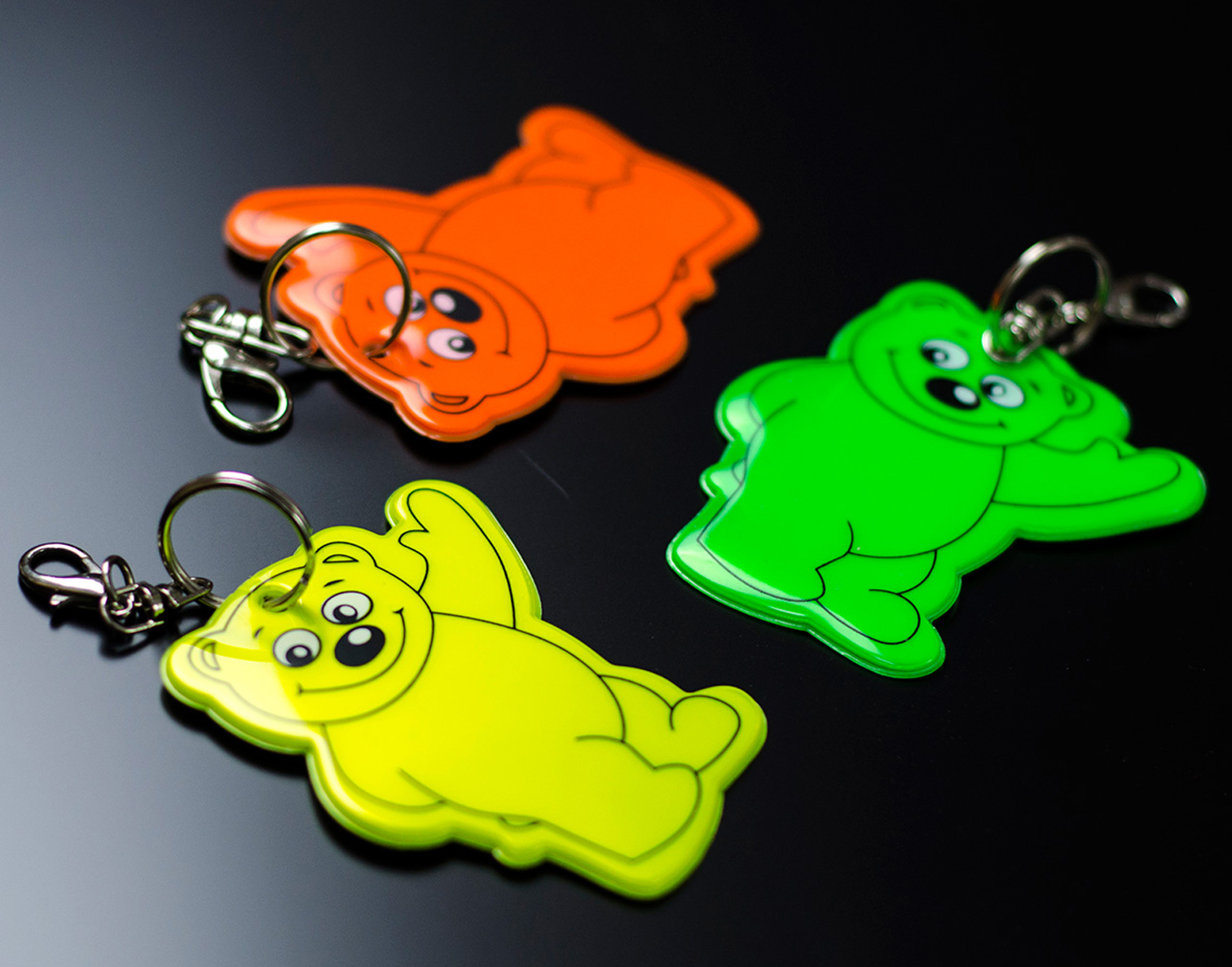 Gadżety firmowe dla całej rodziny lub dzieci – odblaski, gry, czapki