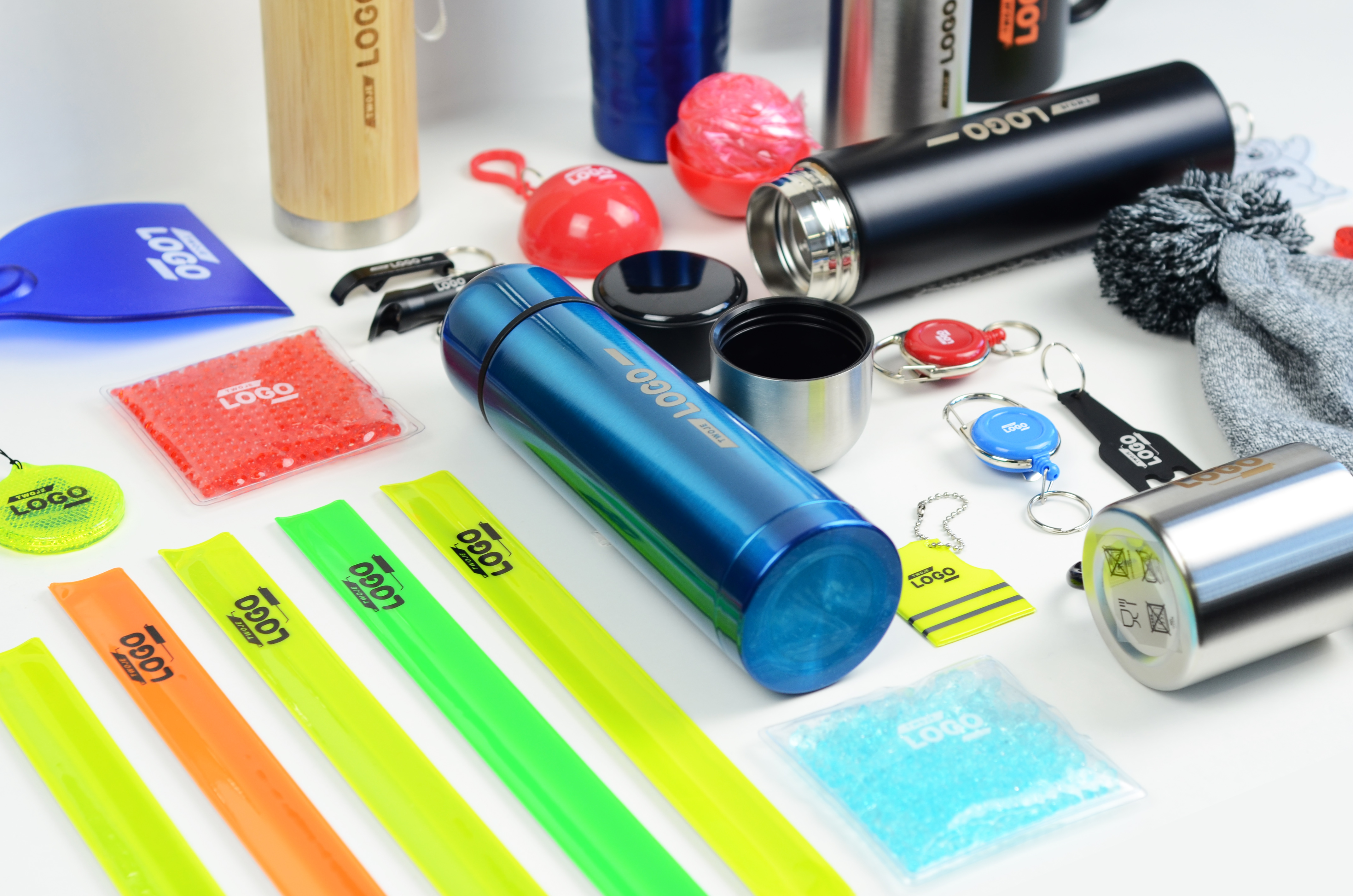 Akcesoria reklamowe na ferie – jak przedstawić zimową ofertę?