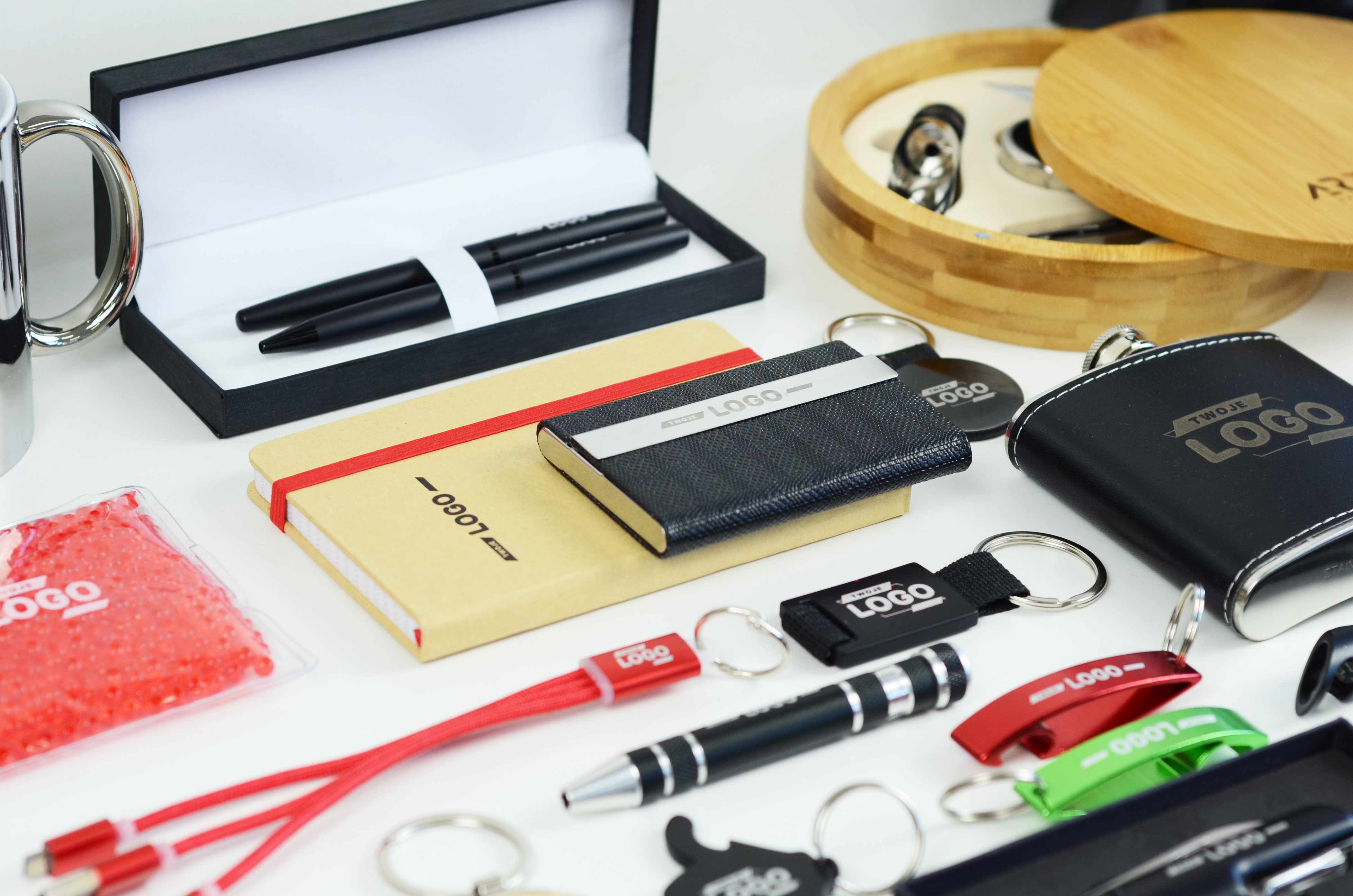 Gadżety świąteczne jako element promocji firmy i budowania relacji z klientem